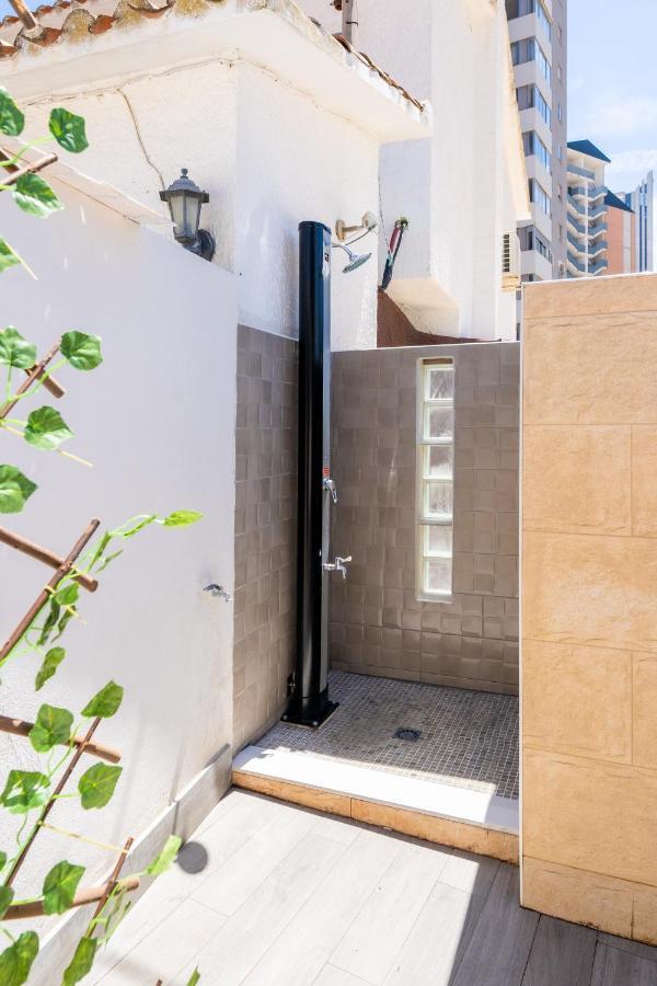 Apartamento Alma Con Terreno Privado Y Parking Compartido - A 800M De Playa Poniente Benidorm Dış mekan fotoğraf